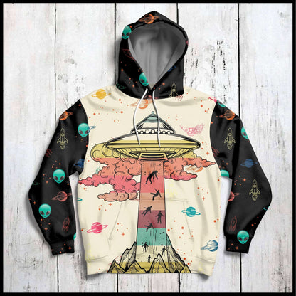 UFO Vintage Pullover Premium Hoodie, Perfect Outfit For Men And Women On Christmas New Year Autumn Winter