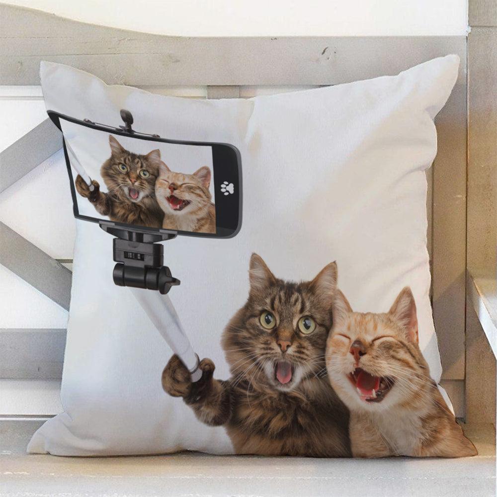 Funny Cats Throw Pillow, Funny Cats Taking A Selfie Pillow - Perfect Gift For Mother's Day, Father's Day, Cat Lover, Cat Mom, Cat Dad - Amzanimalsgift