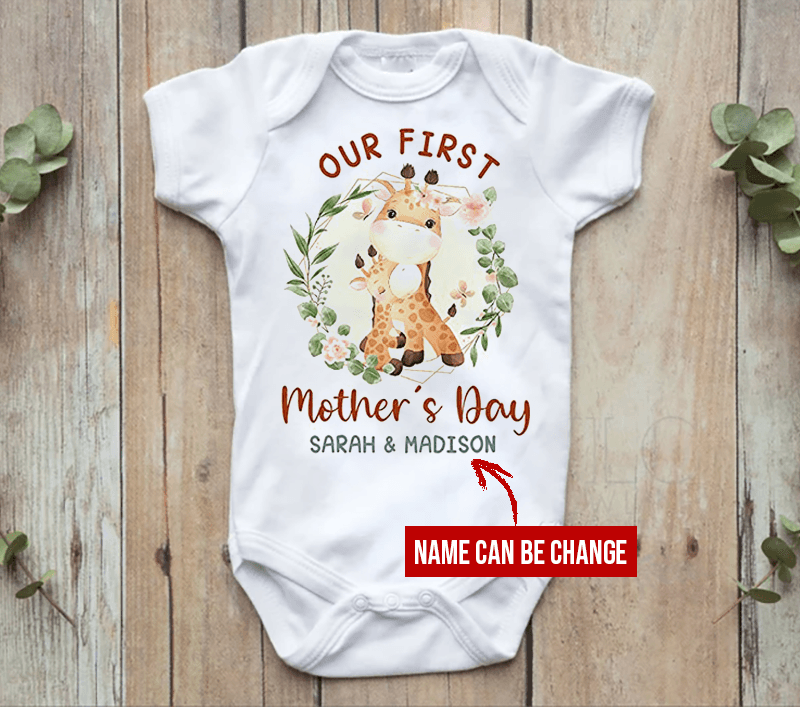 Giraffe Baby Onesies, Personalized Mother's Day Matching Tee Gift for Mom and Baby Newborn Onesies - Perfect Gift For Baby, Baby Gift Onesie - Amzanimalsgift