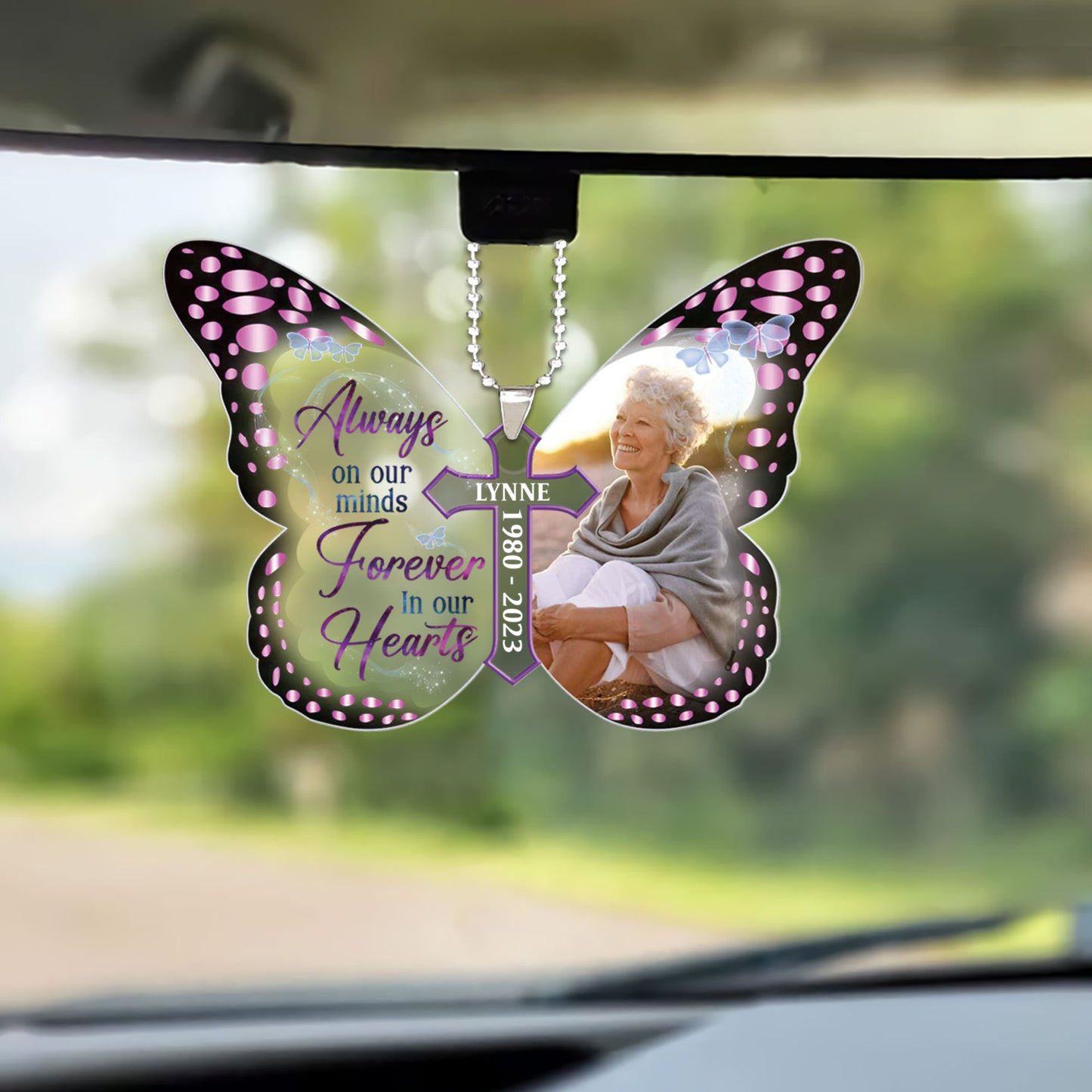 Custom Mom Photo Butterfly Acrylic Keychain, Customized Memorial Dad Photo Acrylic Keychain - Memorial Gift For Mom, Dad, Family, Friends