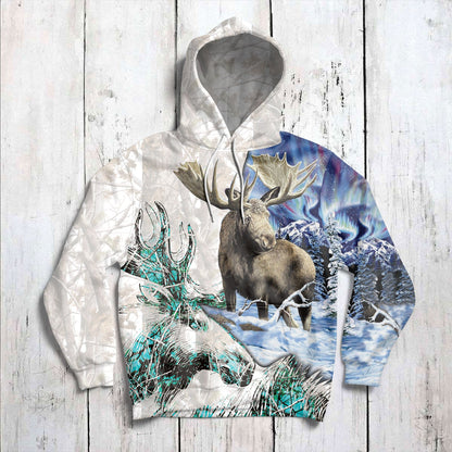 Awesome Moose & Aurora Pullover Premium Hoodie, Perfect Outfit For Men And Women On Christmas New Year Autumn Winter